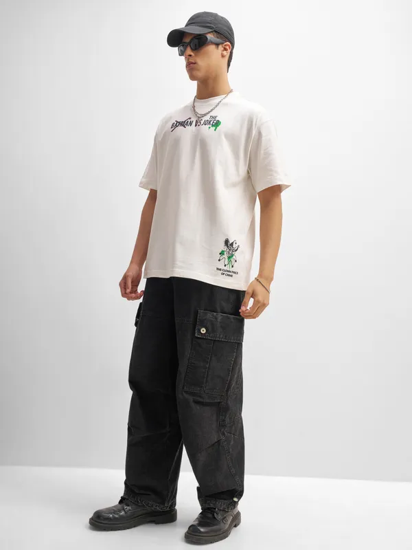 DC By Highlander Men White Joker Printed Round Neck T-Shirt