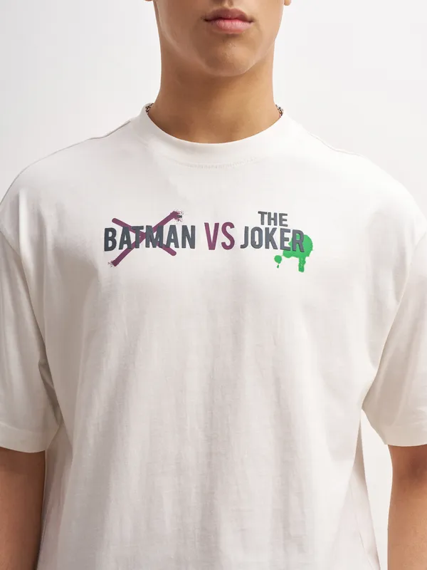 DC By Highlander Men White Joker Printed Round Neck T-Shirt