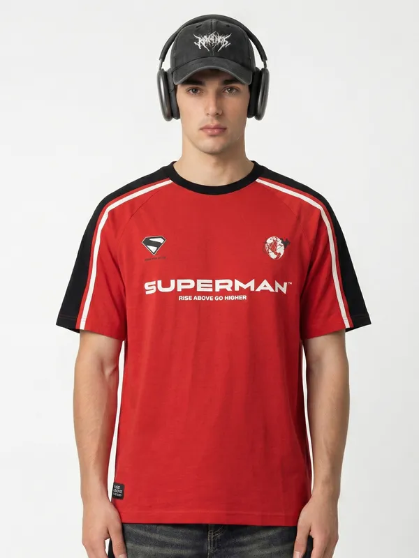 DC By Highlander Men Red Superman Printed Round Neck T-Shirt