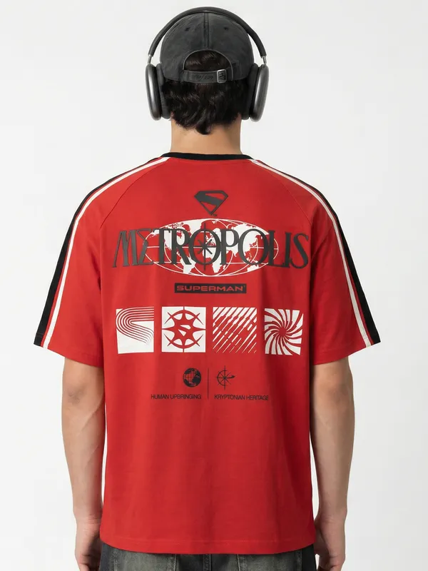 DC By Highlander Men Red Superman Printed Round Neck T-Shirt