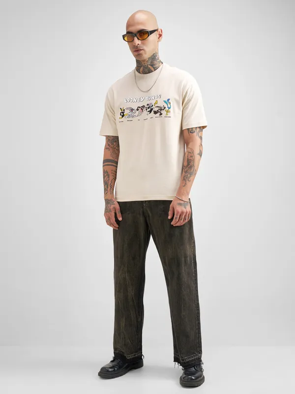 Looney Tunes Men Embroidered Round Neck T-Shirt