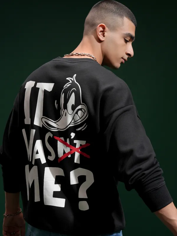 WB By Highlander Men Black Daffy Duck Round Neck Pullover Sweatshirt