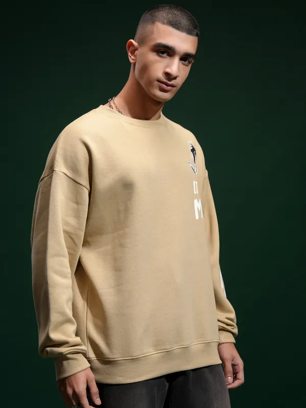 WB By Highlander Men Brown Daffy Duck Round Neck Pullover Sweatshirt