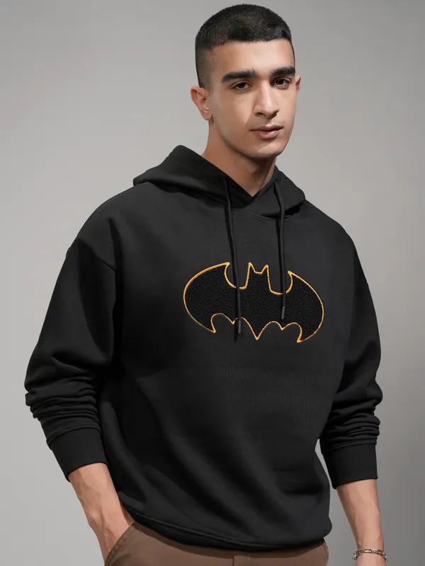 Highlander Men Black Printed Pullover Hood Sweatshirt