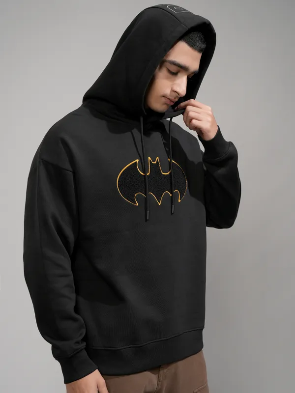 DC By Highlander Men Black Batman Hooded Pullover Sweatshirt