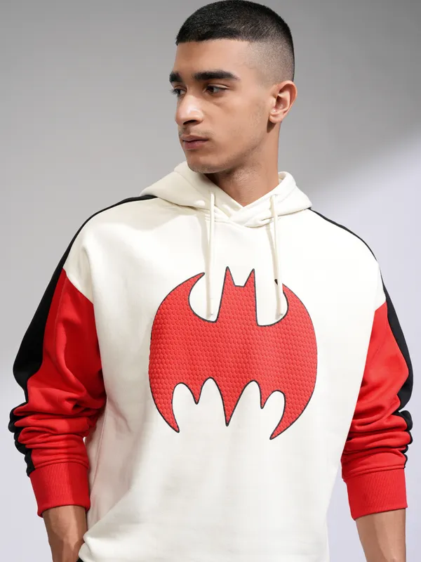 DC By Highlander Men White Batman Hooded Pullover Sweatshirt