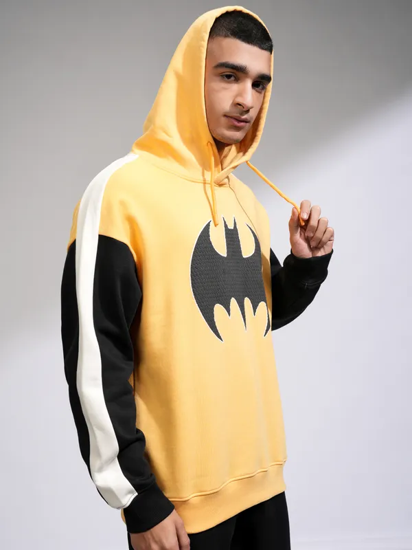 DC By Highlander Men Yellow Batman Hooded Pullover Sweatshirt