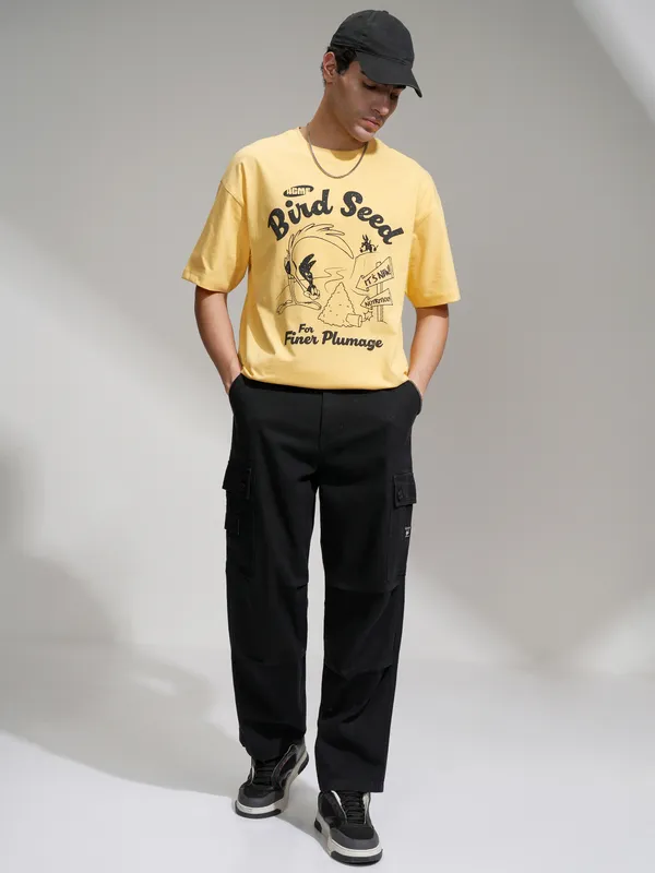 WB By Highlander Men Yellow Looney Tunes Printed Oversized Fit T-Shirt