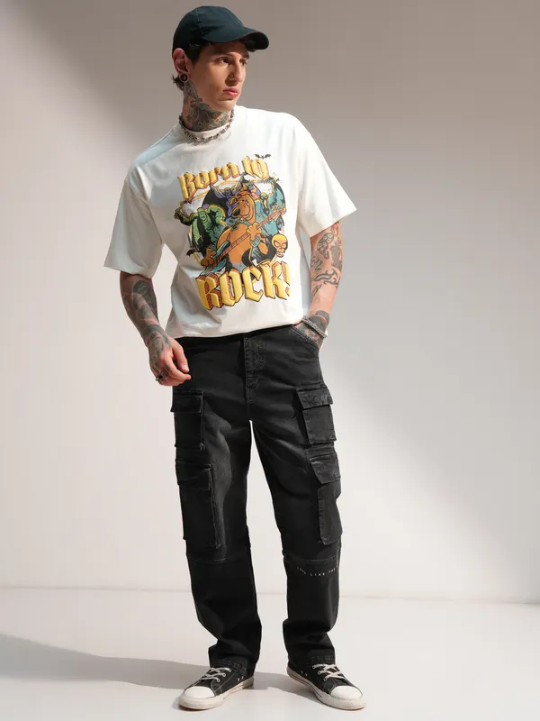 WB By Highlander Men Off White Scooby Doo Printed Round Neck T-Shirt