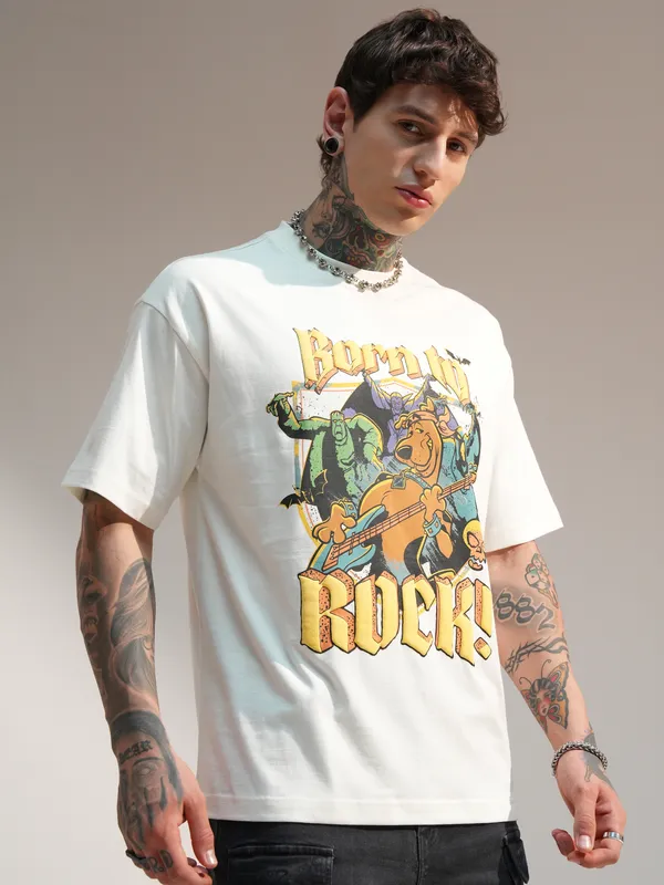 WB By Highlander Men Off White Scooby Doo Printed Round Neck T-Shirt