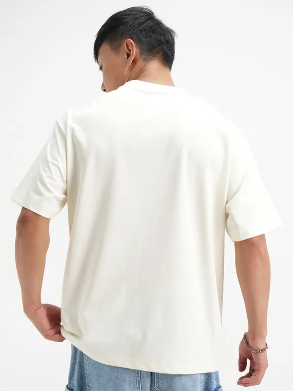 WB By Highlander Men Off White Flintstones Printed Round Neck T-Shirt