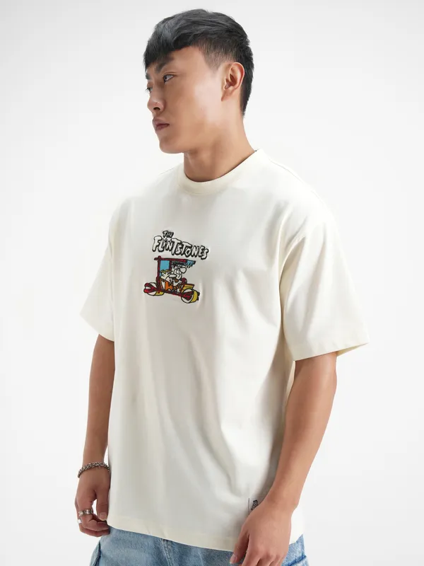 WB By Highlander Men Off White Flintstones Printed Round Neck T-Shirt