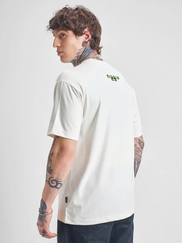 WB By Highlander Men Off White Harry Potter Printed Round Neck T-Shirt