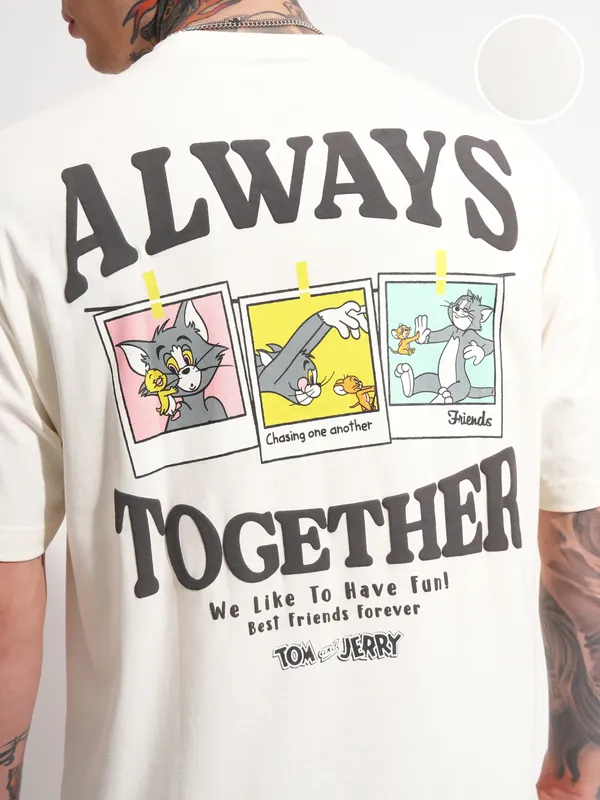 WB By Highlander Men Off White Tom And Jerry Printed Round Neck Oversized Fit T-Shirt