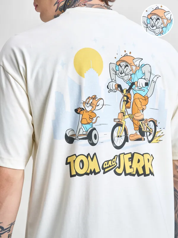 WB By Highlander Men Off White Tom And Jerry Printed Round Neck Oversized Fit T-Shirt