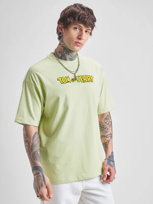 WB By Highlander Men Green Tom And Jerry Printed Round Neck Oversized Fit T-Shirt