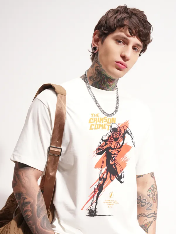DC By Highlander Men White Flash Printed Round Neck T-Shirt