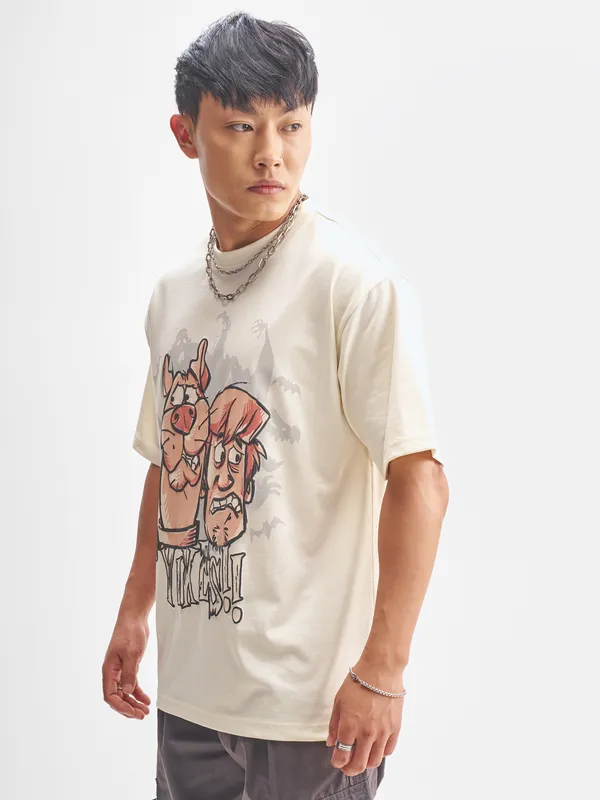 WB By Highlander Men Off White Scooby Doo Printed Round Neck T-Shirt
