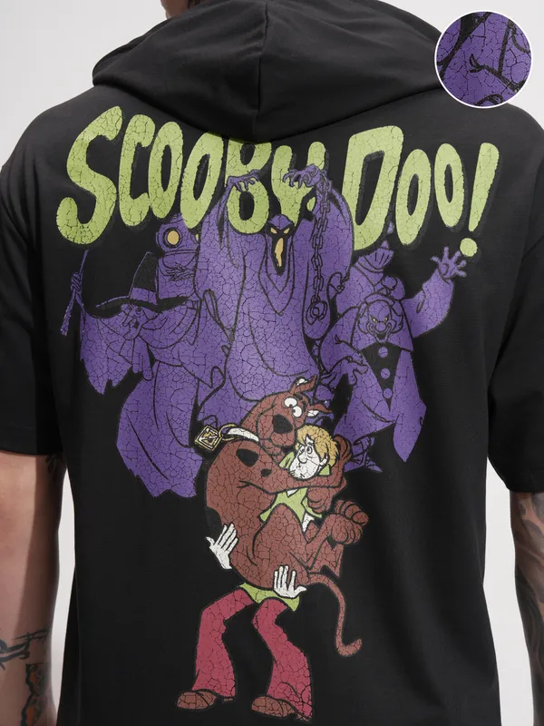 WB By Highlander Men Black Scooby Doo Printed Hood Oversized Fit T-Shirt