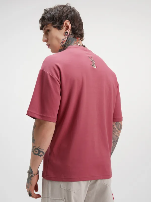 WB By Highlander Men Burgundy Looney Tunes Printed Round Neck Oversized Fit T-Shirt