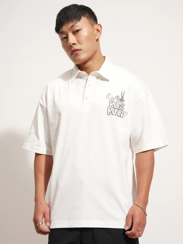 WB By Highlander Men White Looney Tunes Printed Polo Collar T-Shirt