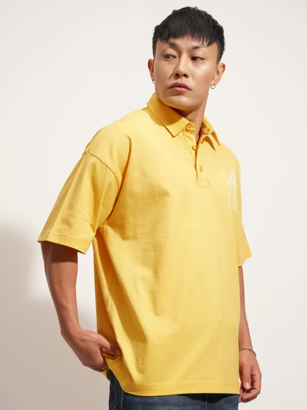 WB By Highlander Men Yellow Looney Tunes Printed Polo Collar T-Shirt