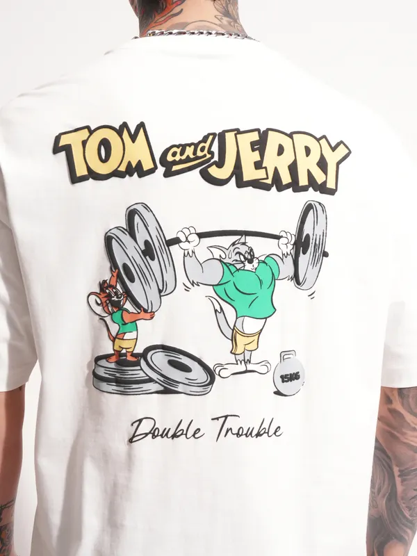 WB By Highlander Men White Tom And Jerry Printed Round Neck Oversized Fit T-Shirt
