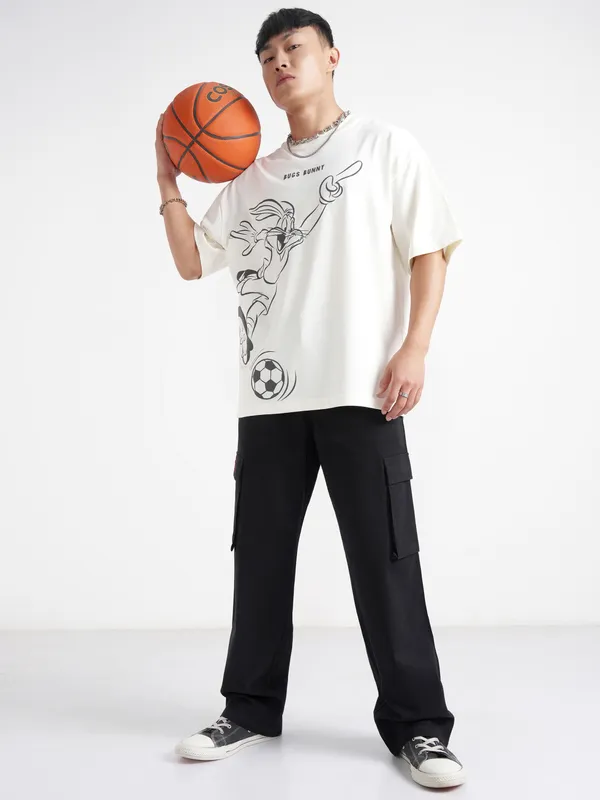 WB By Highlander Men Off White Looney Tunes Printed Round Neck Oversized Fit T-Shirt