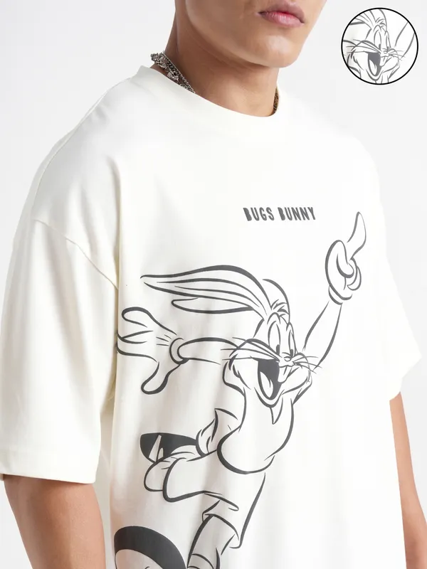 WB By Highlander Men Off White Looney Tunes Printed Round Neck Oversized Fit T-Shirt