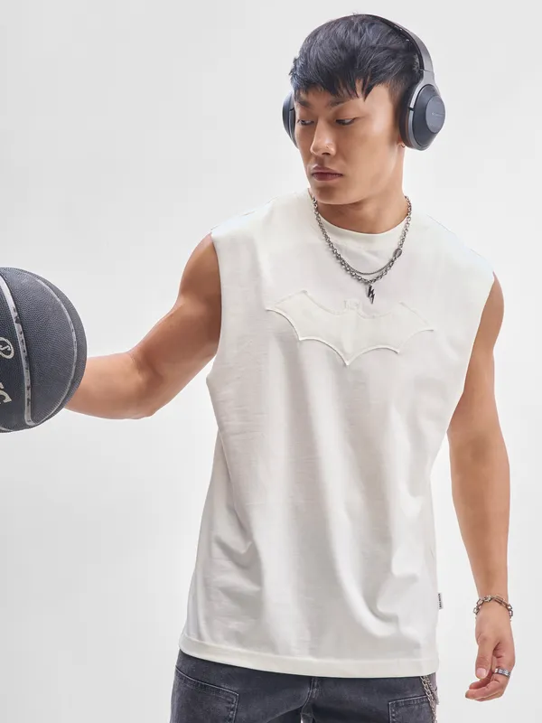 DC By Highlander Men White Batman Self Design Round Neck T-Shirt