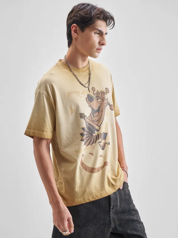 WB By Highlander Men Brown Scooby Doo Printed Round Neck Oversized Fit T-Shirt