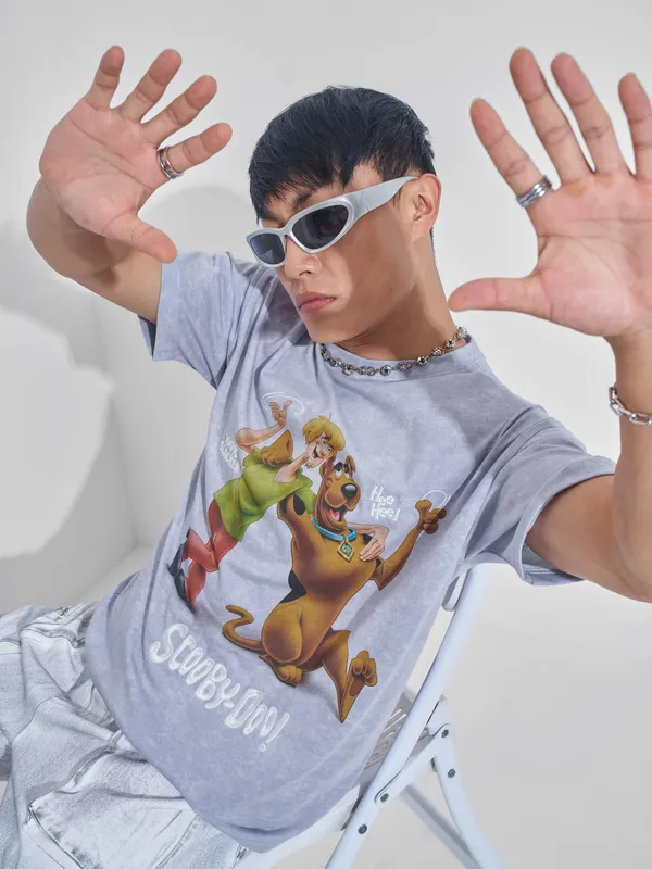 WB By Highlander Men Lavender Scooby Doo Printed Round Neck T-Shirt