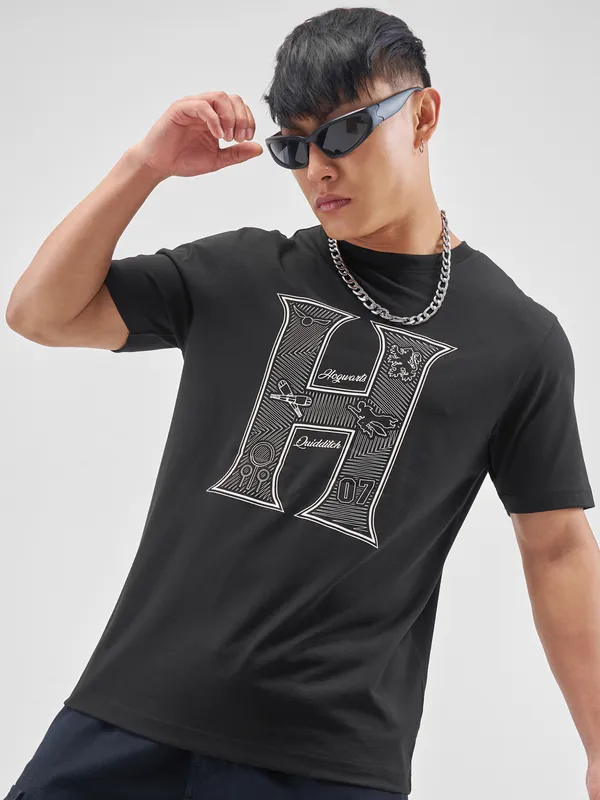 WB By Highlander Men Black Harry Potter Printed Round Neck Regular Fit T-Shirt