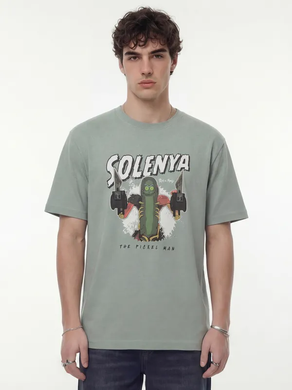 WB By Highlander Men Green Rick And Morty Printed Round Neck T-Shirt