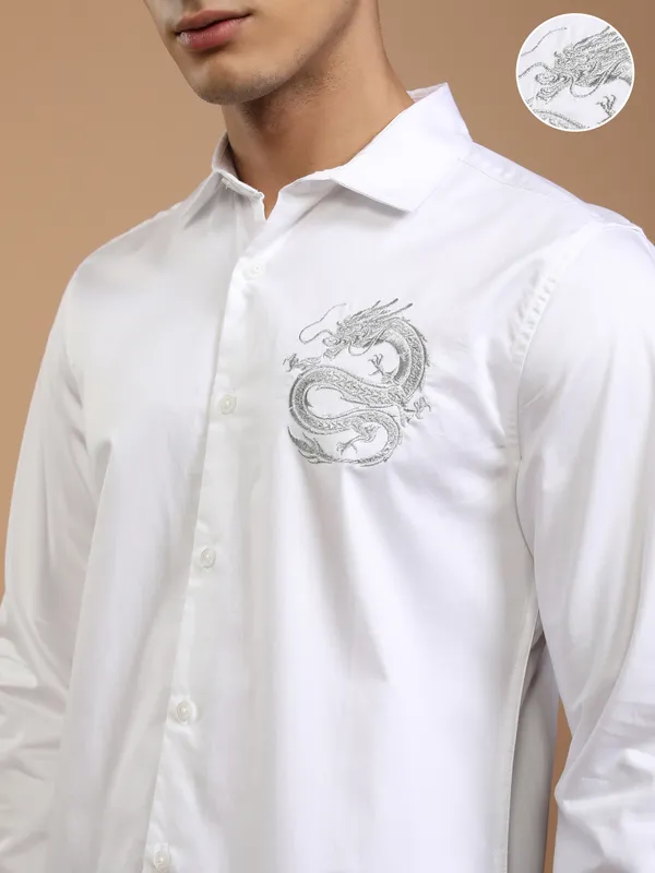 Men Slim Fit Casual Shirt