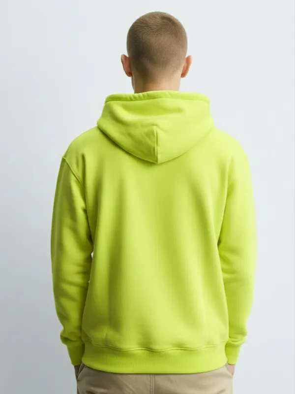 Men Solid Sweatshirt