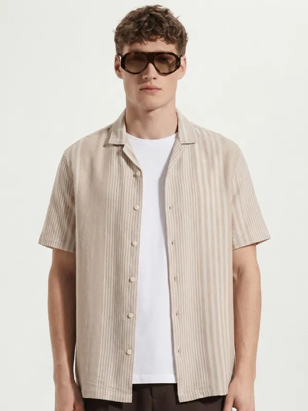 Locomotive Men Beige Stripes Oversized Fit Casual Shirt