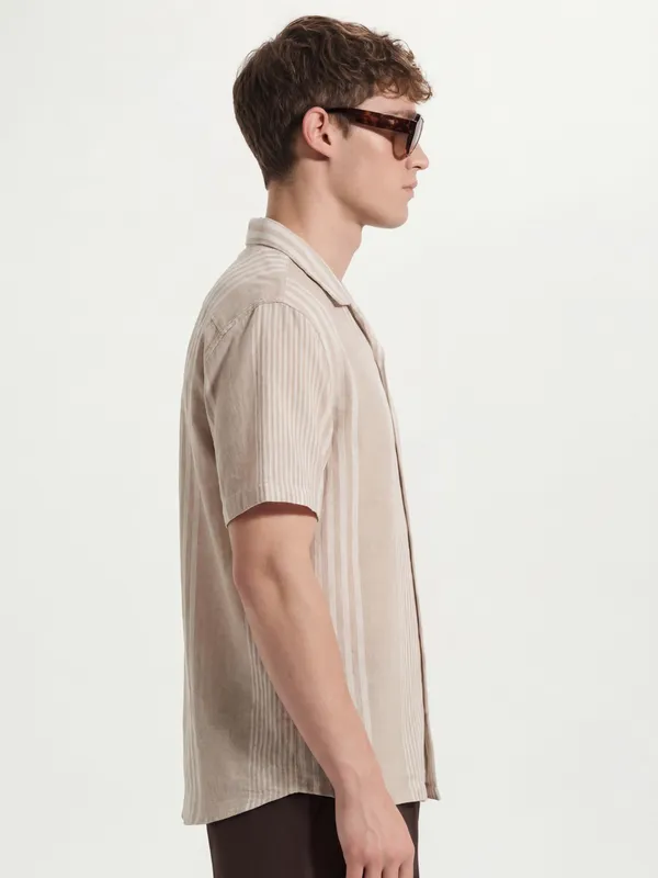 Locomotive Men Beige Stripes Oversized Fit Casual Shirt