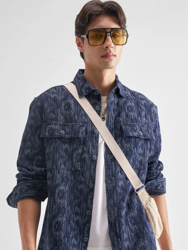 Locomotive Men Blue Self Design Relaxed Fit Casual Shirt