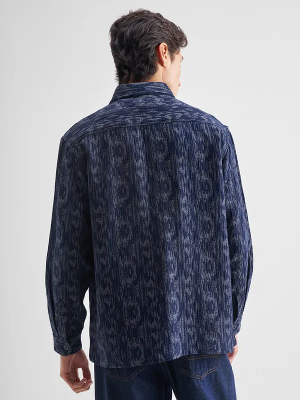 Locomotive Men Blue Self Design Relaxed Fit Casual Shirt