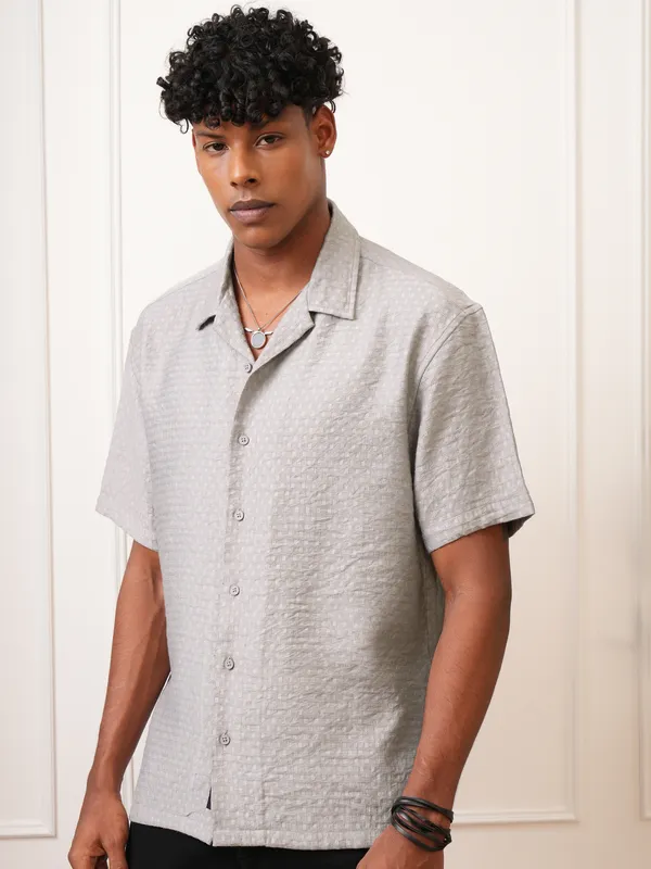 Locomotive Men Grey Self Design Regular Fit Casual Shirt