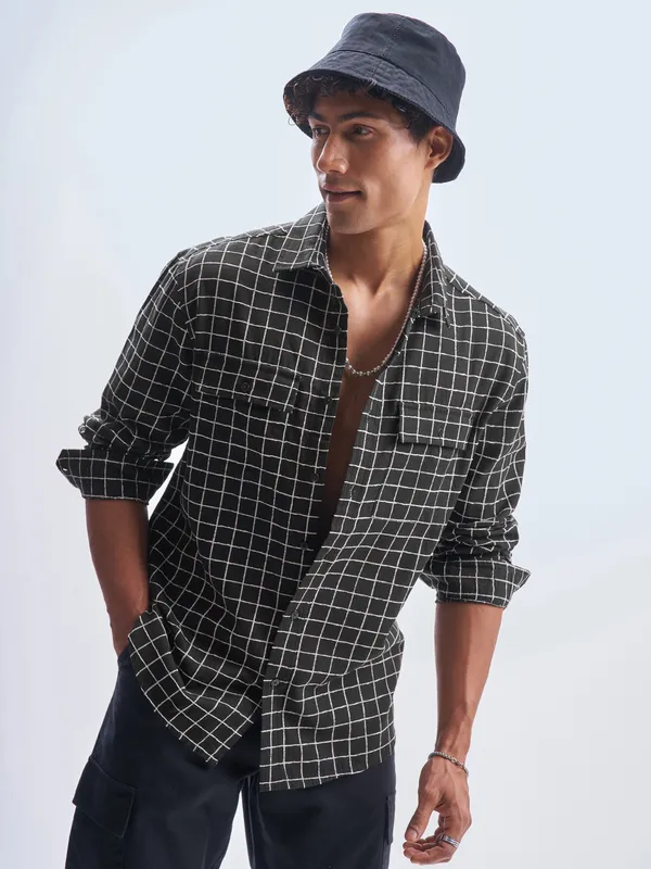 Locomotive Men Black Checked Relaxed Fit Casual Shirt