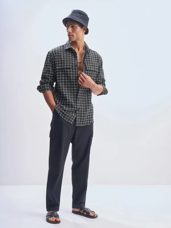 Locomotive Men Black Checked Relaxed Fit Casual Shirt