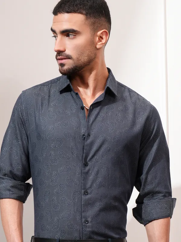 Locomotive Men Grey Printed Slim Fit Casual Shirt