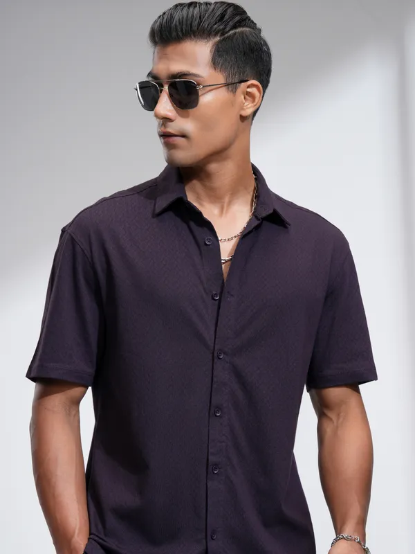 Locomotive Men Purple Self Design Relaxed Fit Casual Shirt