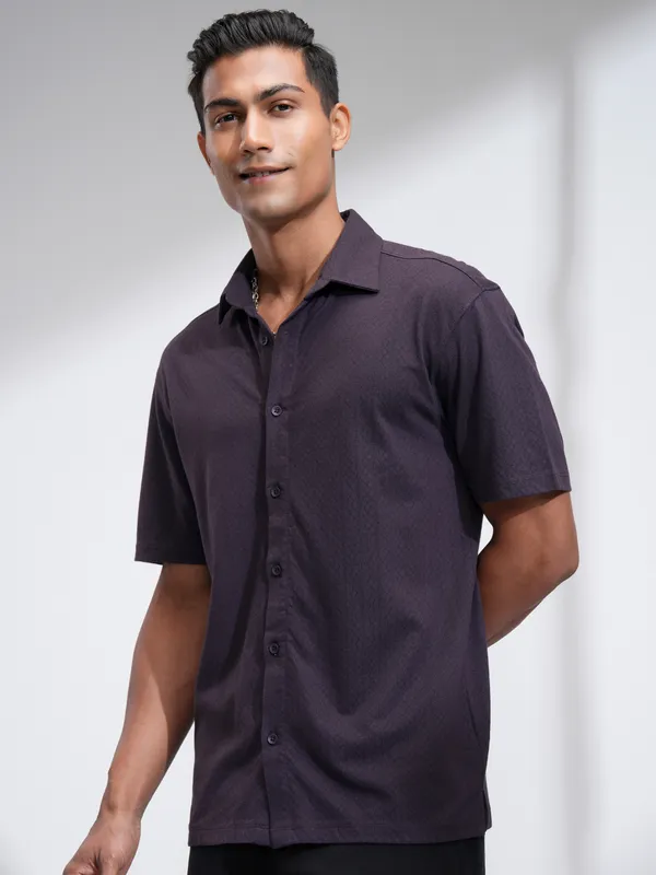 Locomotive Men Purple Self Design Relaxed Fit Casual Shirt
