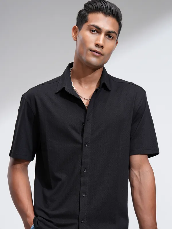 Locomotive Men Black Self Design Relaxed Fit Casual Shirt