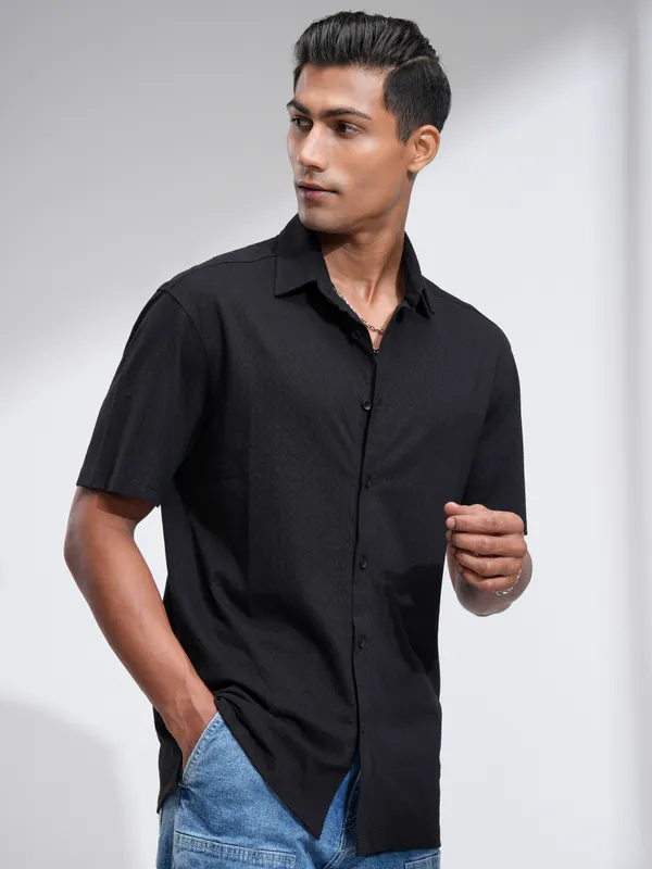 Locomotive Men Black Self Design Relaxed Fit Casual Shirt