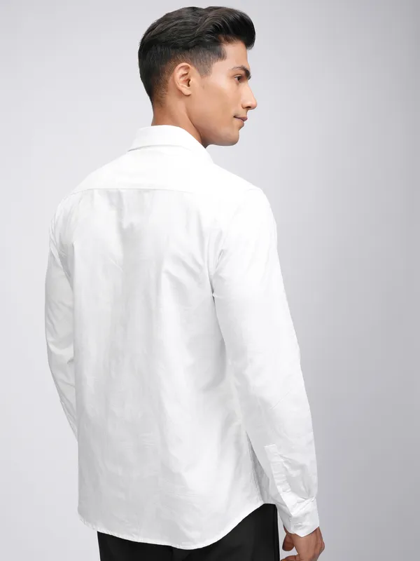 Locomotive Men White Self Design Slim Fit Casual Shirt