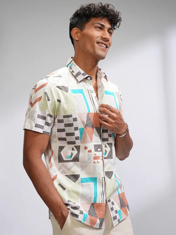 Locomotive Men Multi Printed Slim Fit Casual Shirt